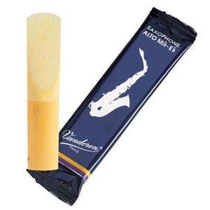 SINGLE Vandoren Traditional Alto Sax Reed - (Strengths 2.5, 3 and 3.5 only)